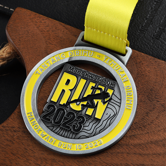 marathon running medal